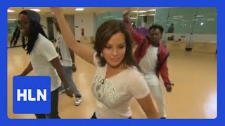 Robin Meade bustin' moves over busted bracket