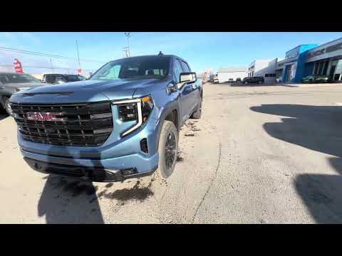 2026 GMC Sierra 1500 Crew Cab Short Box 4-Wheel Drive Elevation 3SB in Blue for sale at Jack Carter Northstar GM in Cranbrook, BC