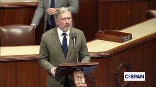 Rep. Massie names individuals he calls Epstein co-conspirators on House floor during testimony on file transparency act