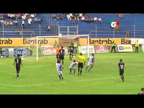 Video polémica: ¿penal o no penal? a Gerson Tinoco - Suchitepéquez 1-0 Comunicaciones