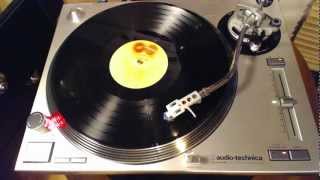 Isley Brothers - This Old Heart of Mine (Is Weak For You)