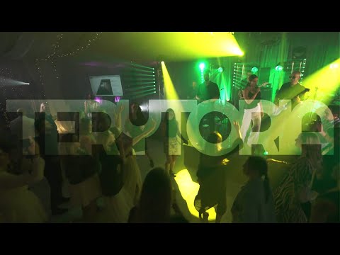 Mrozu feat. Tomson-Jak Nie My To Kto - Terytoria Video Live