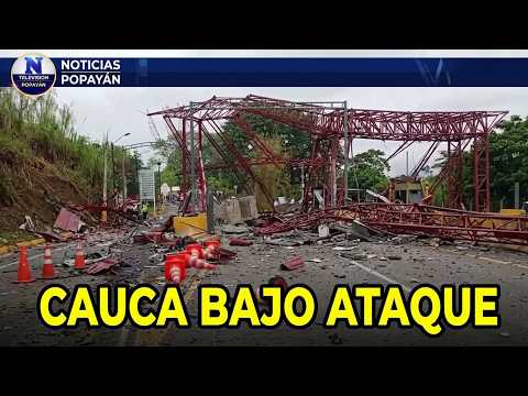 Carro bom...a destruye  peaje el bordo en la sierra Cauca