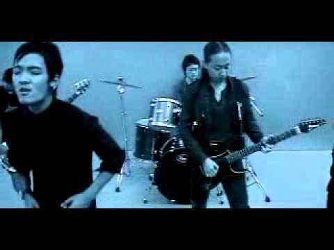 အောင်လ - လူရောင်လွင့်တဲ့သူ (Official MV)