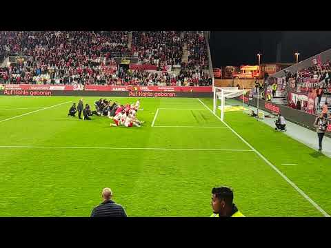 Rot-Weiss Essen | Mehr als ein Sportclub | Ein Mythos | Kult & Aufgewacht | Auf dem Weg nach oben !!