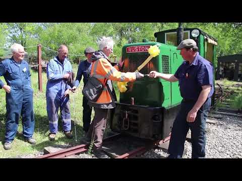 The Ruston and Hornsby 48DL industrial diesel locomotive No. 283871