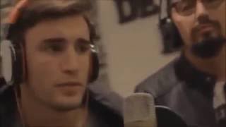 Nicolás Tagliafico  "Perdido sin ti" de Ricky Martín (cover)