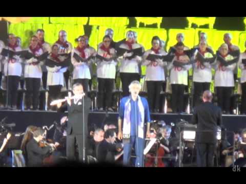 Andrea Bocelli, Andrea Griminelli - Funiculi Funicula (Teatro del Silenzio 2015)
