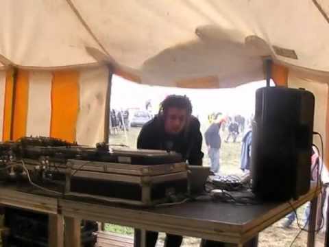 mr bad monkey and wan bushi at tribes gathering 2011