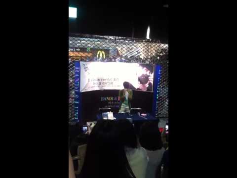 130608 Myungsoo at fansign event