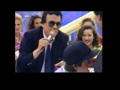 JULIO IGLESIAS EN EL COLEGIO