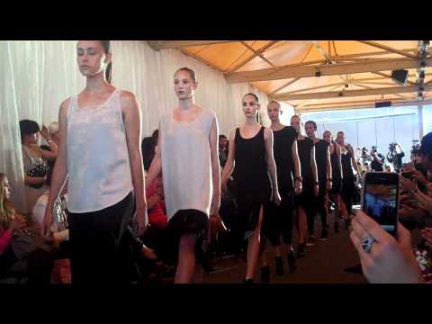 Fernando Frisoni Spring/Summer 2011-12 show at RAFW