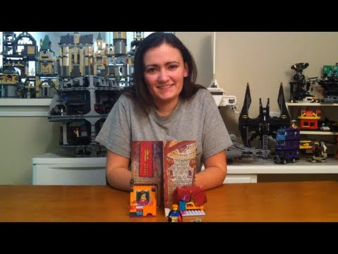 LEGO 4722 Harry Potter Gryffindor House Review - BrickQueen