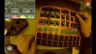 Video thumbnail for Amp-Freqq Midi with Akai Midimix by Papa Gab