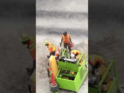 fight between construction workers part 1