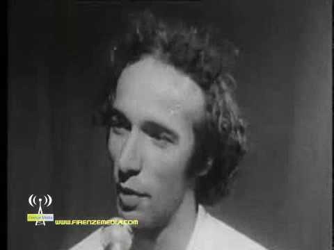 Roberto Benigni al Festival de L'Unità di Capalle (1977)