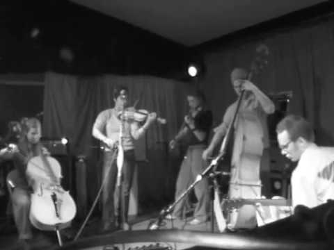 A Silver Mount Zion 29/01/2001 Montreuil, Instants Chavirés