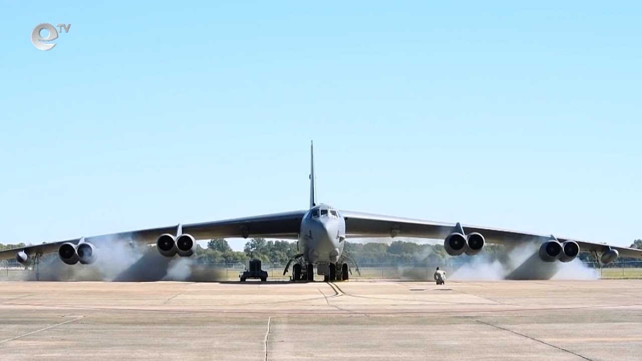 Два американски бомбандировача В-52 кръжаха над Хасково