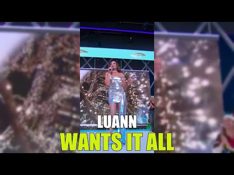 COUNTESS LUANN'S WILD CHRISTMAS WISH! – RHONY Holiday Performance Revealed