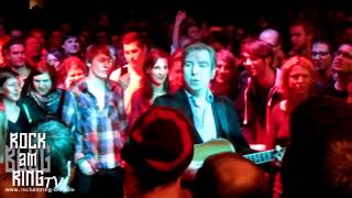 Olli Schulz - Wonderwall (Oasis-Cover) live @ Zakk Düsseldorf 11.12.2012 rockamring-blog.de