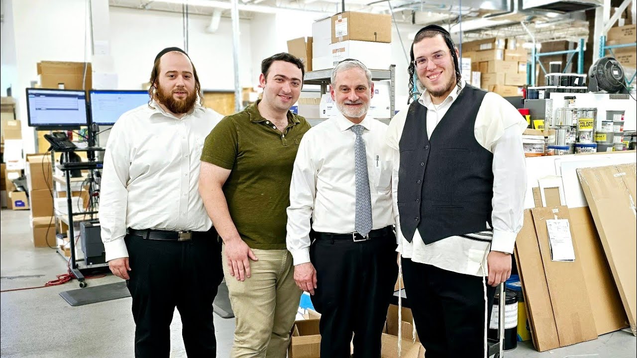 Exclusive Tour at the BP Print Group | Meet the founder, Binyumin Heinimen