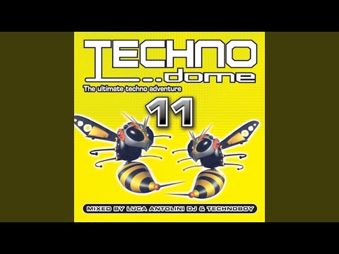 LITTLE RED NOISY THING