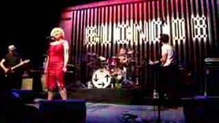 Blondie - X Offender/The Tide Is High (Live) (06/17/08)