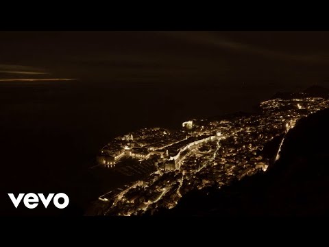 Milo Hrnić - Tvoja Mati Je Legla Da Spava