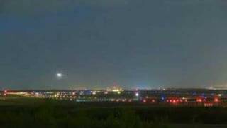 preview picture of video 'Time lapse of planes landing at EFHK'
