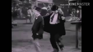 Laurel y Hardy bailando "Con una hora menos" de Rosana
