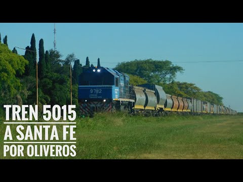Tren 5015 a Santa Fe por Oliveros. (0615) 10-12-2023