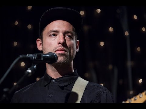Phantogram - Howling At The Moon (Live on KEXP)