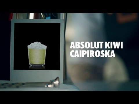 ABSOLUT KIWI CAIPIROSKA DRINK RECIPE - HOW TO MIX