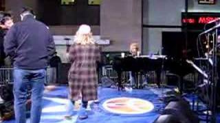 Bette Midler and Katie Couric Practice Big Spender