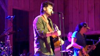 Billy Ray Cyrus - "Help Me Make It Through The Night" LIVE in Renfro Valley