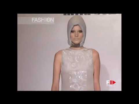 MILA SCHON Fall 2008 2009 Milan - Fashion Channel