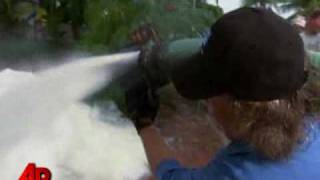 Raw Video: White Christmas in Florida Keys