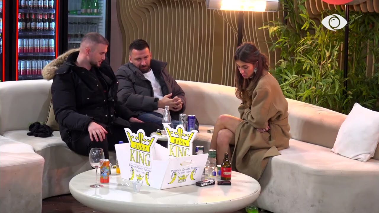 “Lëre të jetojë në flluskën e vetë”/ Kelly bisedon me Shkëlzenin për Jozin