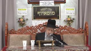 הרב בן ציון מוצפי  •  בית הכנסת מוסאיוף שידור חי (הרב בן ציון מוצפי) - התמונה מוצגת ישירות מתוך אתר האינטרנט יוטיוב. זכויות היוצרים בתמונה שייכות ליוצרה. קישור קרדיט למקור התוכן נמצא בתוך דף הסרטון