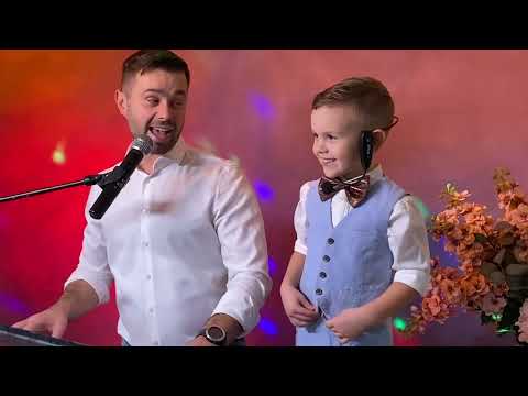 Tėtis ir sūnus * Senelė mūsų jauna * Muzikantas - renginių vedėjas Mantas