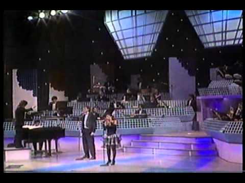 Dueto Jade "Y es que te amo" - Final OTI 88.