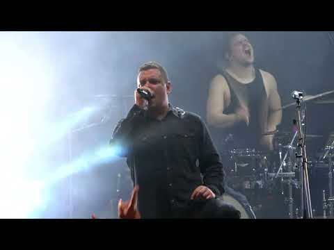 Leander Kills - Valami Folyjon / 2023.08.04. / Pécs - Káptalan kert