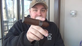 BIGGEST CIGAR I EVER SMOKED (Shock &amp; Awe &quot;Barracks Buster&quot; 5.5 X 80)