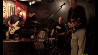 Blue Zinc - Live @ The Blind Beggar 2008 - I Can\'t Get Next To You, Babe