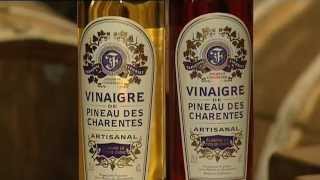 preview picture of video 'Vinaigre de Pineau des Charentes - Pineau Vinegar - Reportage France 3 Poitou-Charentes'