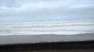 preview picture of video 'Oregon Coast Vacation Rental Storm Watching,10/10, Lincoln City'