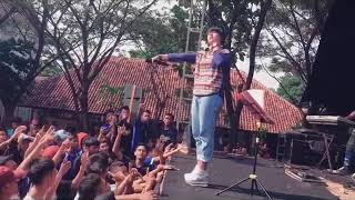 preview picture of video 'Disnatalis SMKN1 PAKIS AJI 2018'