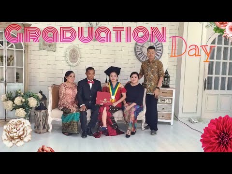 Harga Foto Wisuda Jogja Terbaik Valio Studios Terbaru 24 Jam 7 Foto Wisuda Jogja Graduation di Valio Studios