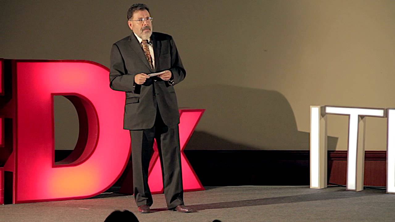 Paren al mundo que me quiero bajar | José Fernández Santillán | TEDxITESMCCM