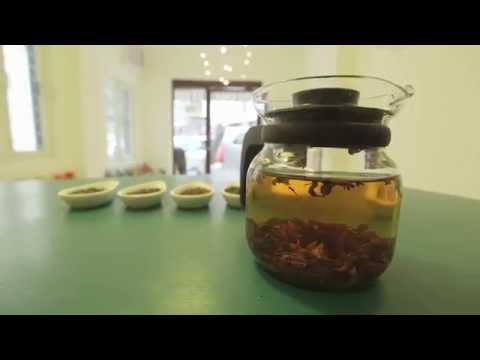 A Tea Sommelier Explains India's Favorite Drink - YouTube